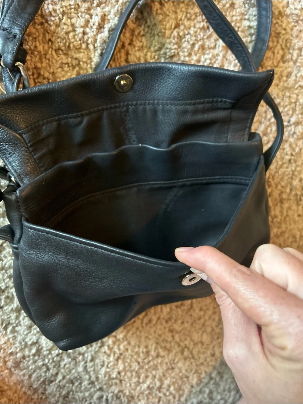 Classic Stone Mountain Black Leather Crossbody Purse